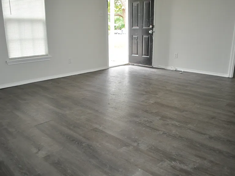 108 Hilltop Dr — Photo 13