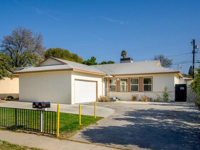 8534 Garden Grove Ave, Northridge, CA, 91325