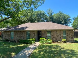 1902 Camellia St, Denton, TX 76205