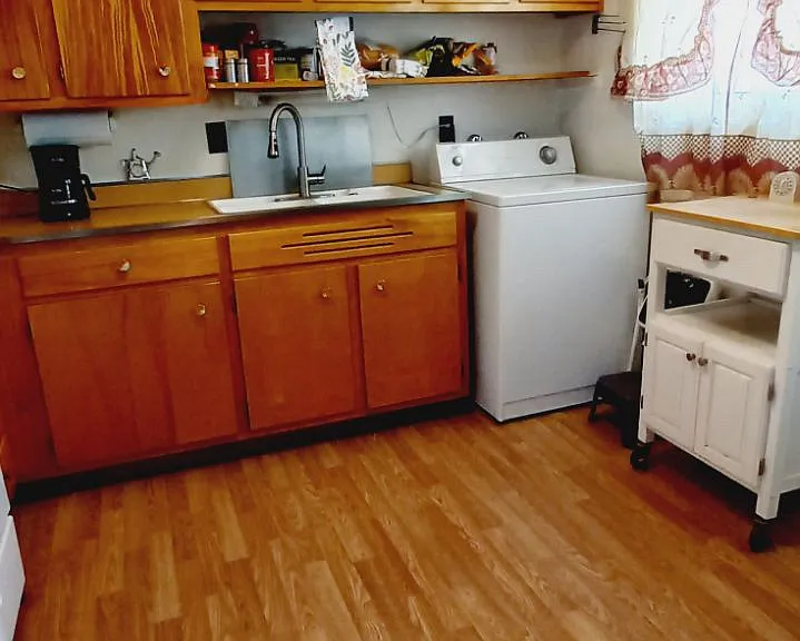 423 Hynds Ave — Photo 6