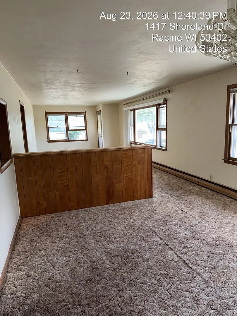 1417-1419 Shoreland Dr. — Photo 2