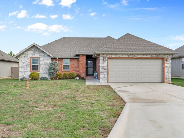 692 N Rockingham Avenue, Nixa, MO 65714