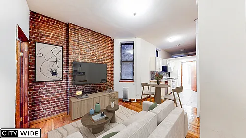 1654 3rd Ave #12 Photo 1
