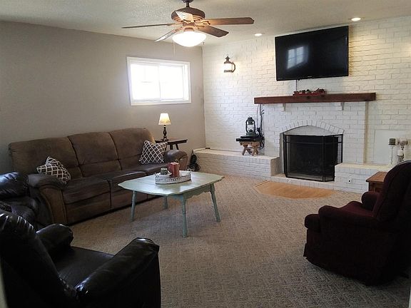 3rd image of 4518 County Road 2400