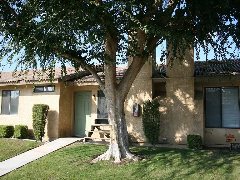 8600 White Rock — Photo 17