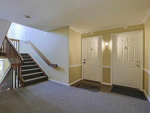 5th image of 112 Dogwood Dr #6