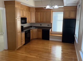 22 Whiting St APT 305, Plainville, CT 06062