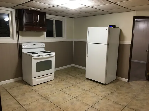 19 Puritan Ave APT 3, Worcester, MA 01604