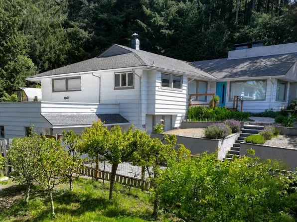 2 Highway 101, Port Orford, OR 97465