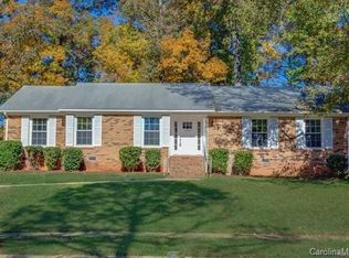 1224 Beechdale Dr, Charlotte, NC 28212