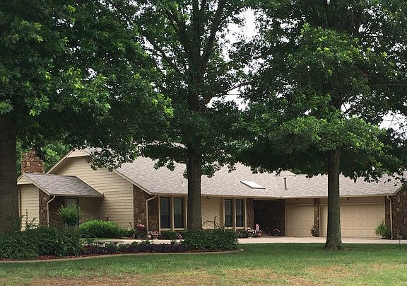 2nd image of 157 Spunky Creek Dr