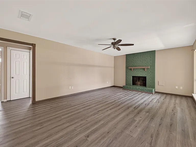 24006 Lone Elm Dr — Photo 3
