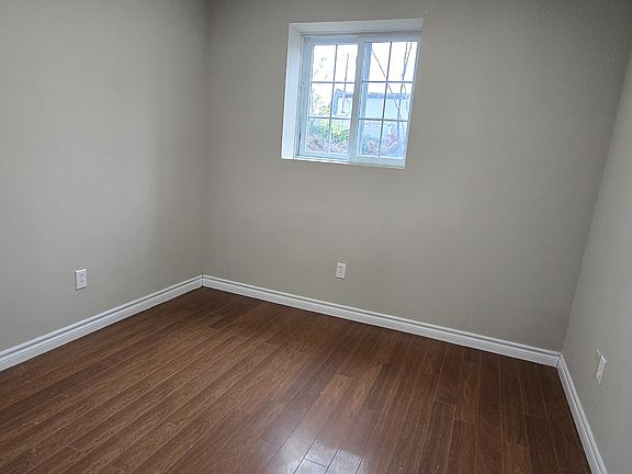 2nd image of 274 Highland Rd E Unit 10