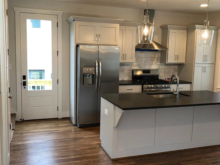 1702 Simpkins St #B — Photo 8