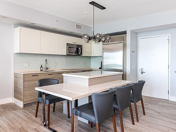 5th image of 1300 Brickell Bay Dr APT 2409