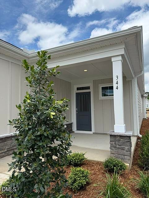 1st image of 344 Village Walk Dr