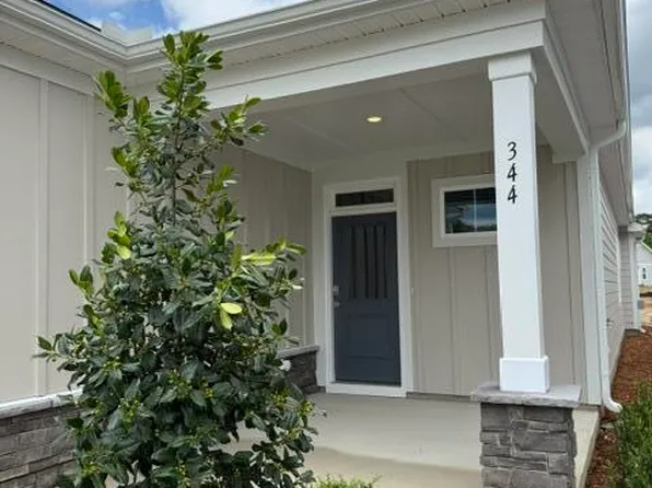 344 Village Walk Dr, Clayton, NC 27520