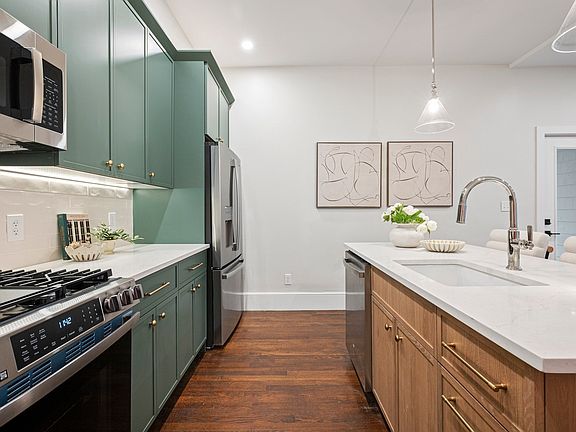 5th image of 5 Ware St #1