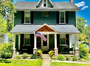 126 Spook Ln, Reading, PA 19606