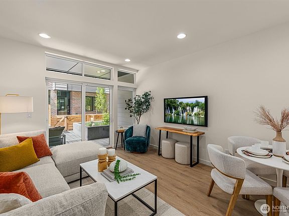 4th image of 8333 B 12th Avenue NW
