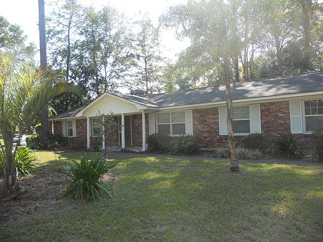 1st image of 183 Fairway Oaks Dr