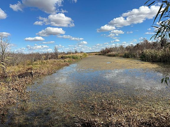 3rd image of Plum Thicket Lake Rd