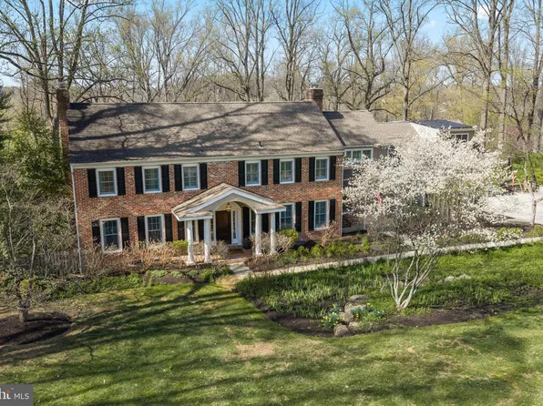 11 Fox Chase Rd, Malvern, PA 19355