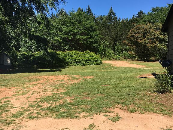 3rd image of 136 Turner Rd