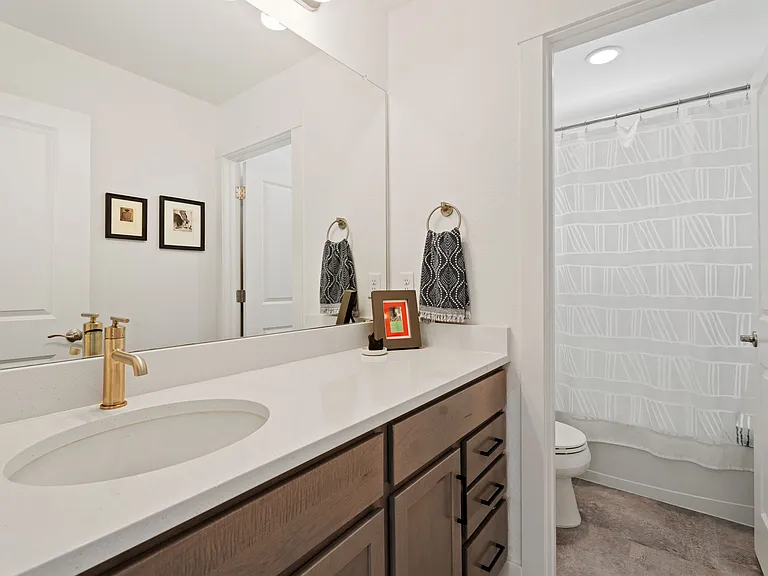 5182 Rendezvous Pkwy — Photo 15