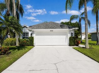 20822 Country Barn Dr, Estero, FL 33928