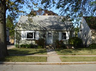 7606 33rd Ave, Kenosha, WI 53142