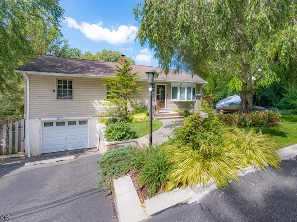 100 Cayuga Ave, Rockaway Twp., NJ 07866