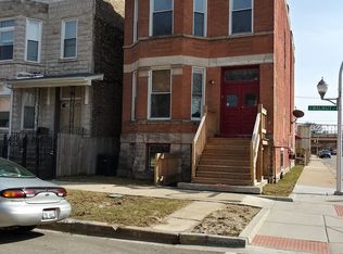 2825 W Walnut St, Chicago, IL 60612