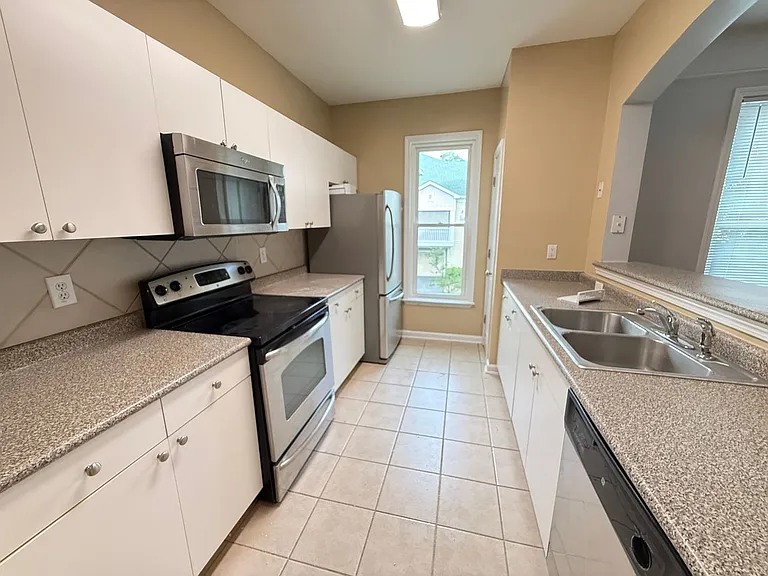 2521 Egret Crest Ln — Photo 10