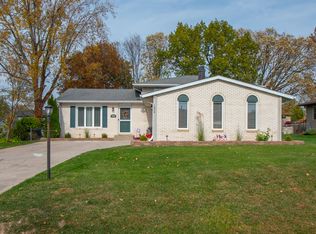 1909 Loganberry Ln, Crown Point, IN 46307