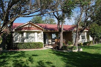 1st image of 632 Southwoods Dr