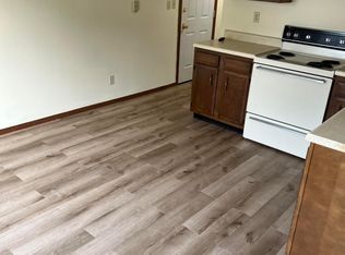 703 W Plum St, Wapakoneta, OH 45895