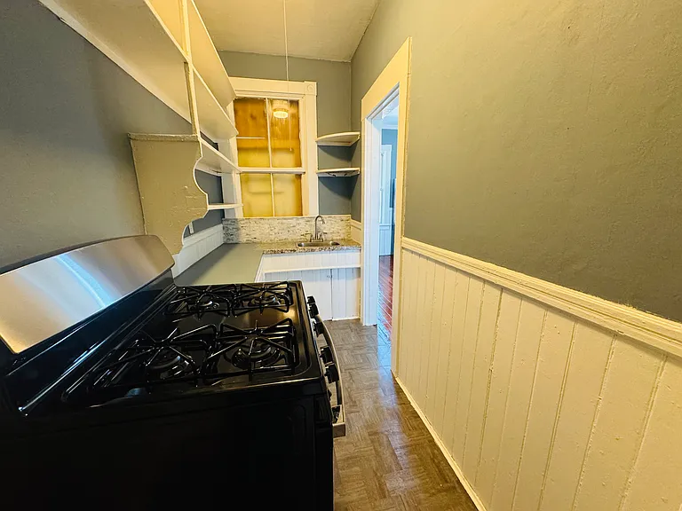 834 Brock Ave #3S — Photo 16