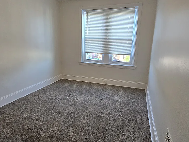 34 Maple St — Photo 13