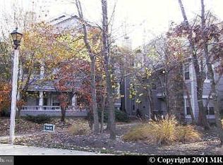 4408 Helmsford Ln APT 101, Fairfax, VA 22033