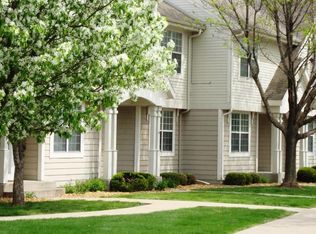 Ashworth Pointe & Foxboro Townhomes, West Des Moines, IA 50266