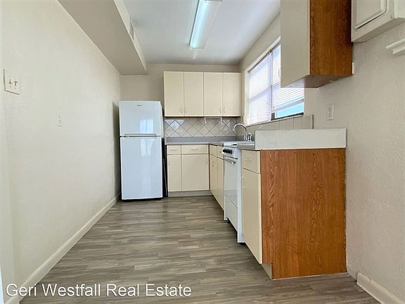 2nd image of 407 Auburn Dr APT 4