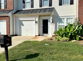 8008 Mariners Pointe Cir, Denver, NC 28037