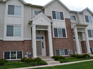 3372 Cameron Dr, Elgin, IL 60124