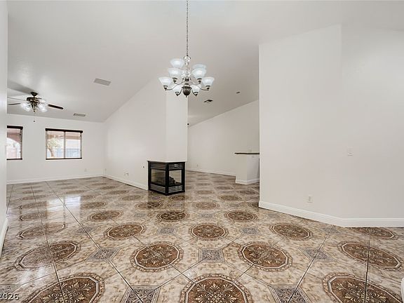 5th image of 3913 Harris Ave