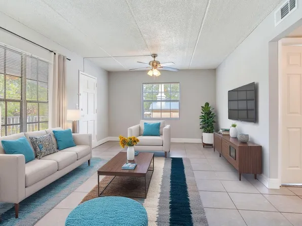 4319 W North B St APT 7, Tampa, FL 33609