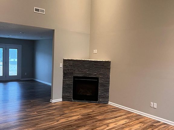 5th image of 7712 Mossy Landing Ln