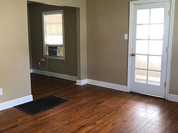 4th image of 3449 Hardin Ave