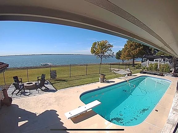 5th image of 1410 Lakeshore Dr