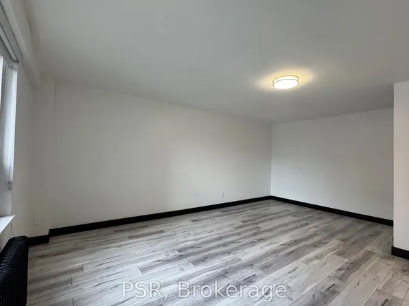 600 Eglinton Ave W, Toronto, ON